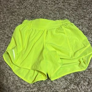 Lululemon Hottie Hots!